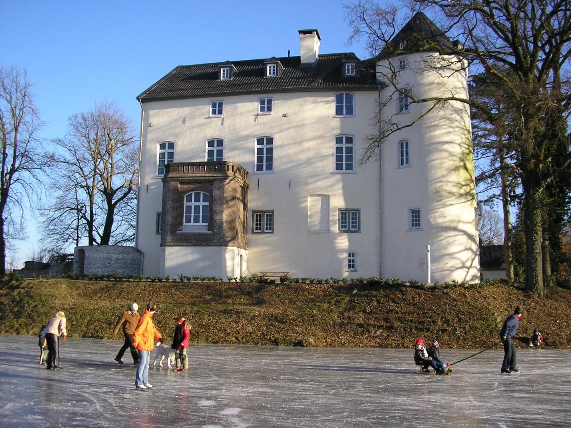 Burg Boetzelaer Hotell Kalkar Eksteriør bilde